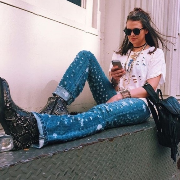 LF CARMAR Viola Bullet Hole Distressed Jeans F59 - Picture 7 of 8